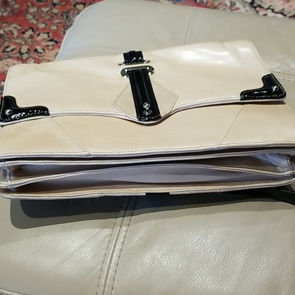 NEW Rebecca Minkoff collection cream leather bag - Picture 6 of 11